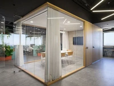 Vista Exterior de la Sala de Reuniones en BySpaces Coworking, Sevilla